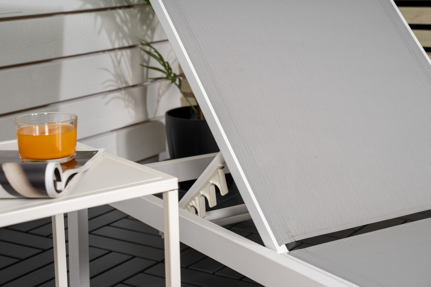 Градински шезлонг Dallas 2314 (Бял + Сив)