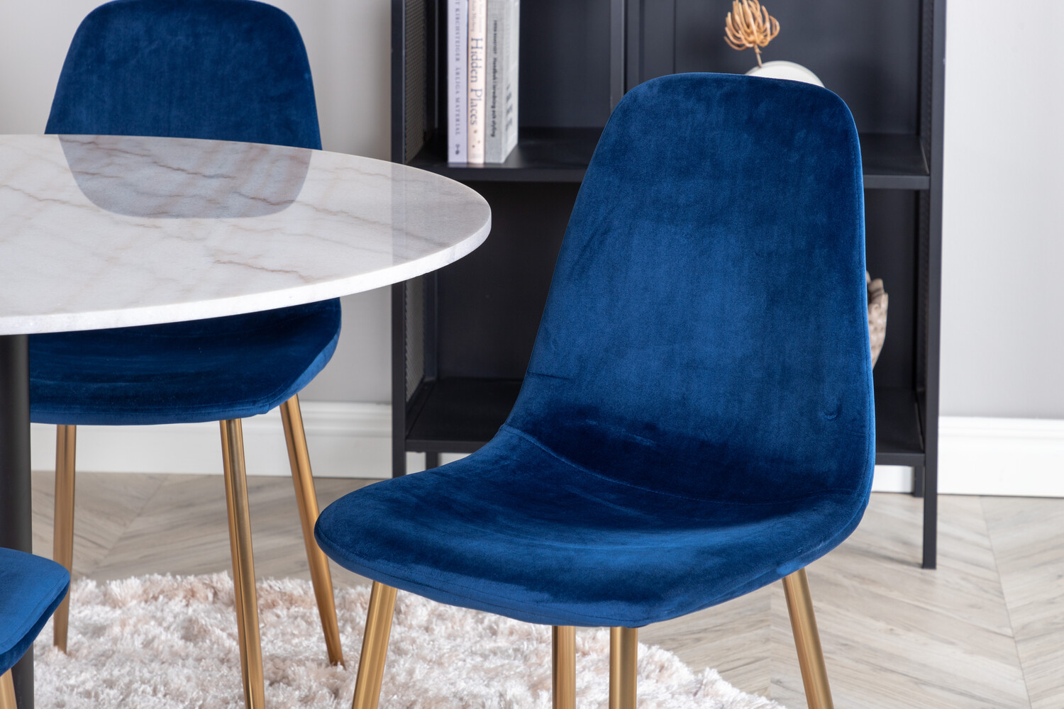 Маса и столове за трапезария Dallas 2628 (Бял мрамор + Черен)