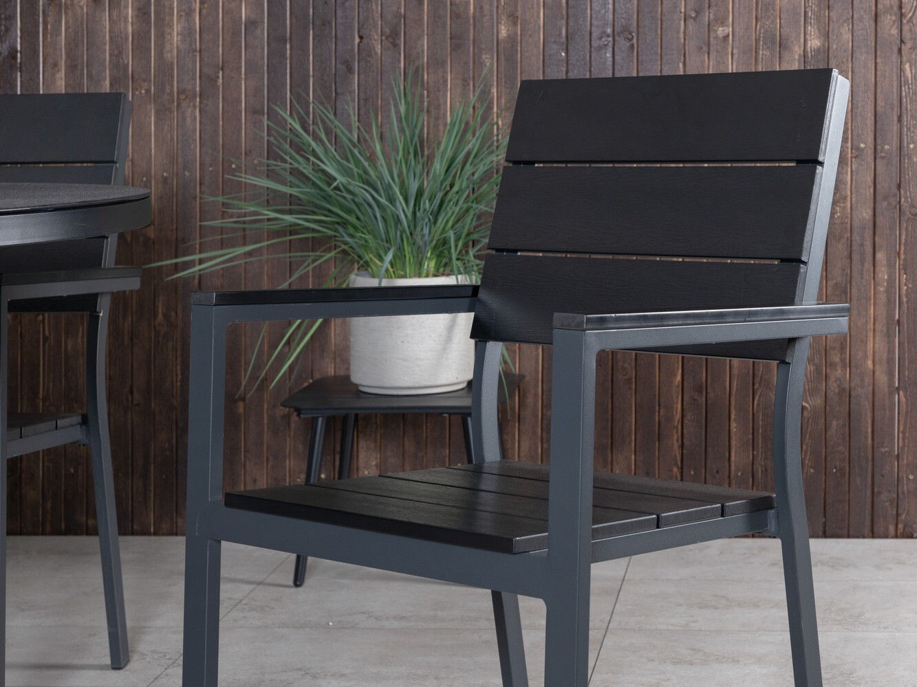 Градински стол Dallas 717 (Черен)