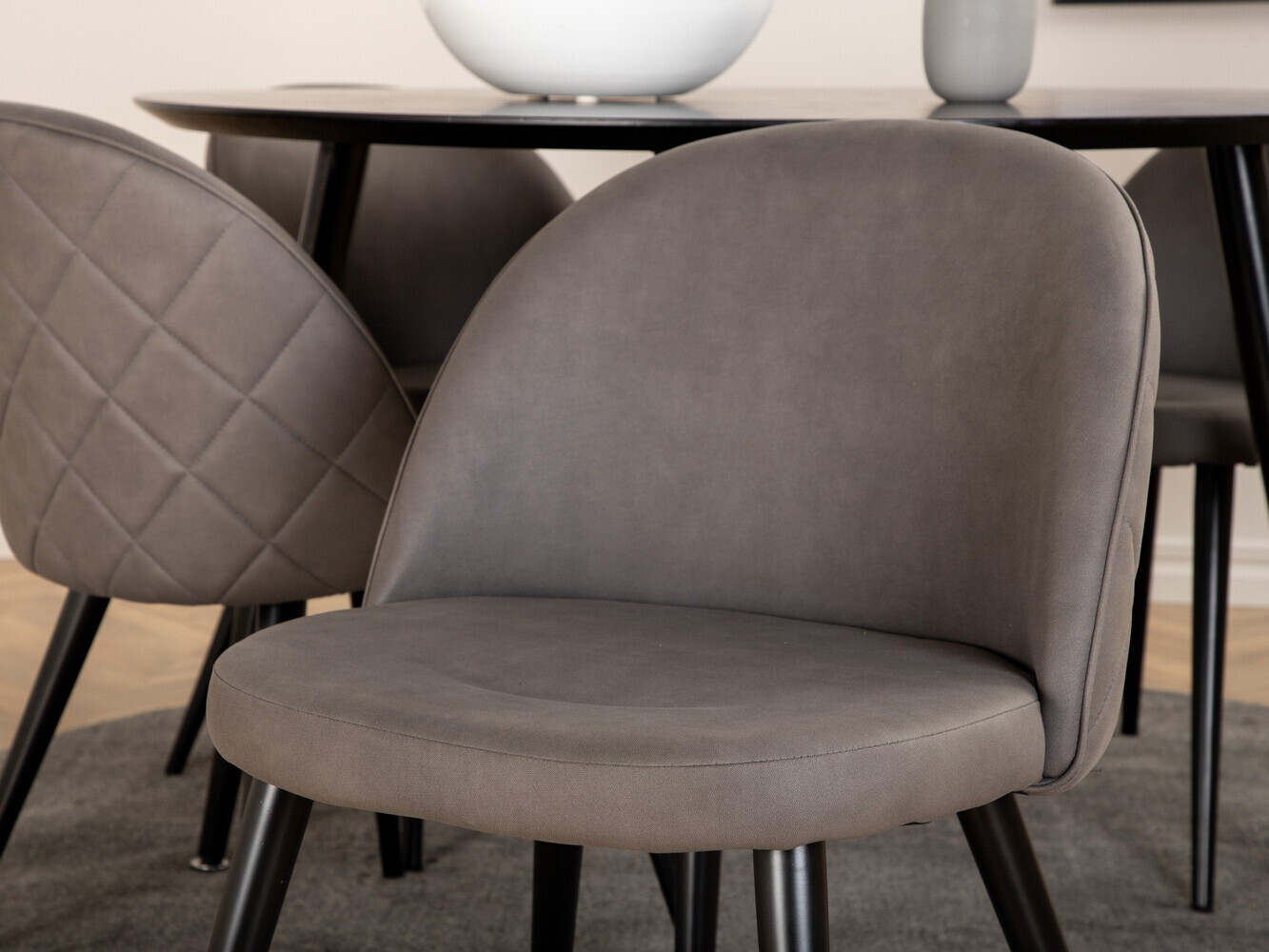 Маса и столове за трапезария Dallas 2545 (Сив + Черен)