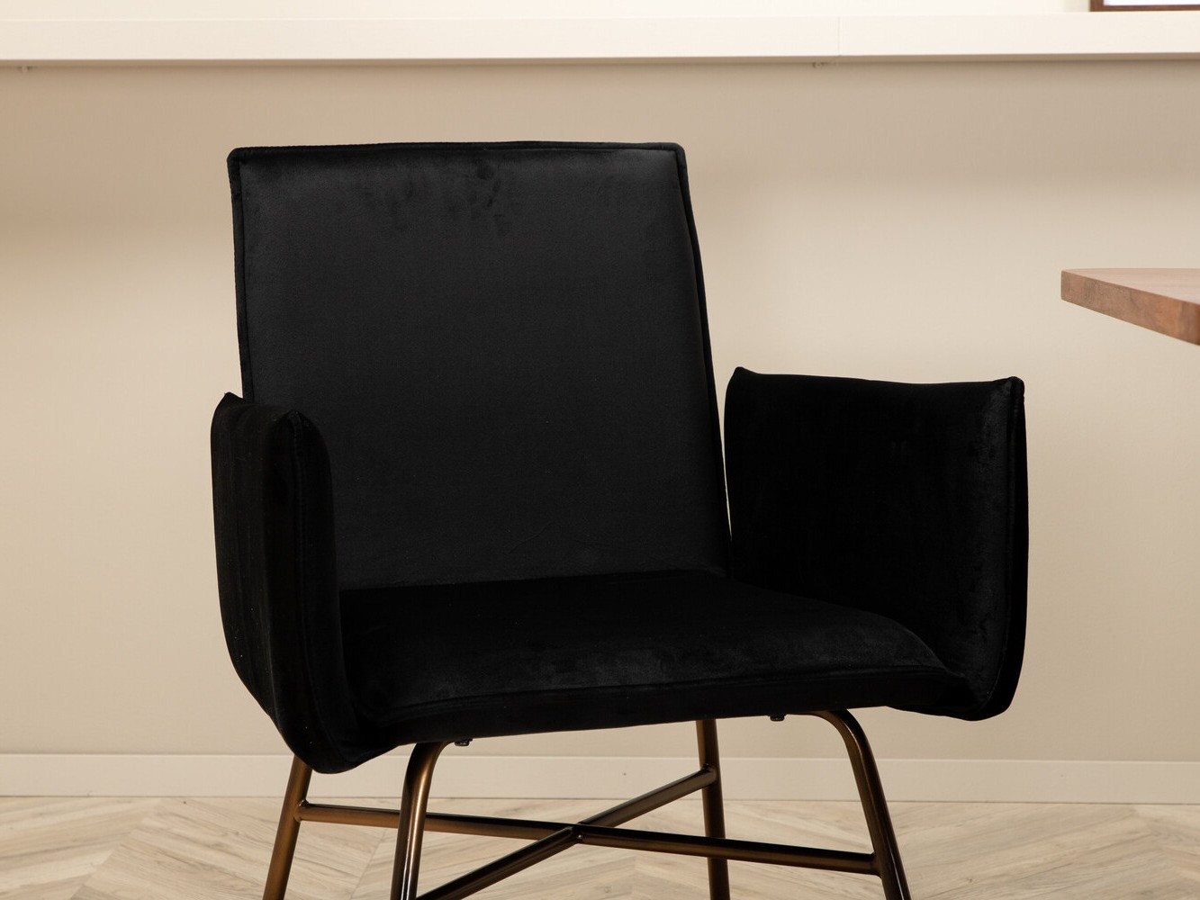 Маса и столове за трапезария Dallas 2789 (Черен + Мед)