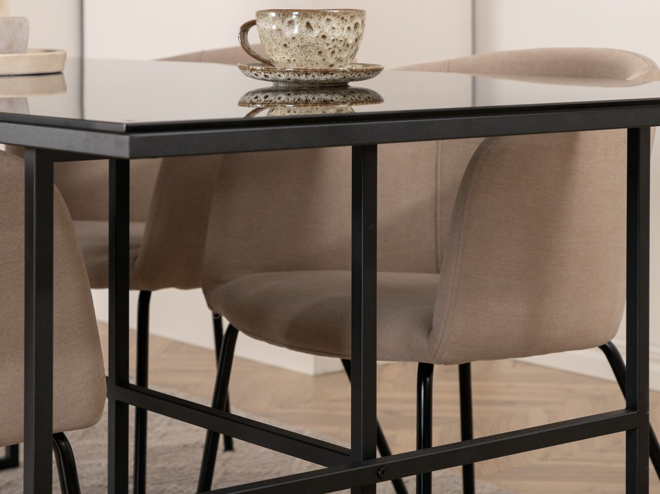 Маса и столове за трапезария Dallas 3044 (Сметана + Черен)