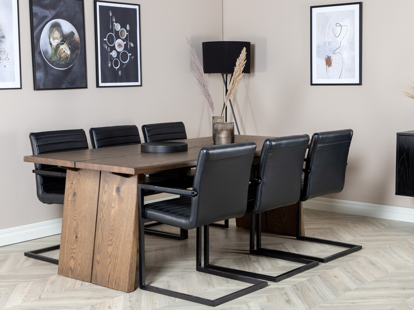 Маса и столове за трапезария Dallas 1848