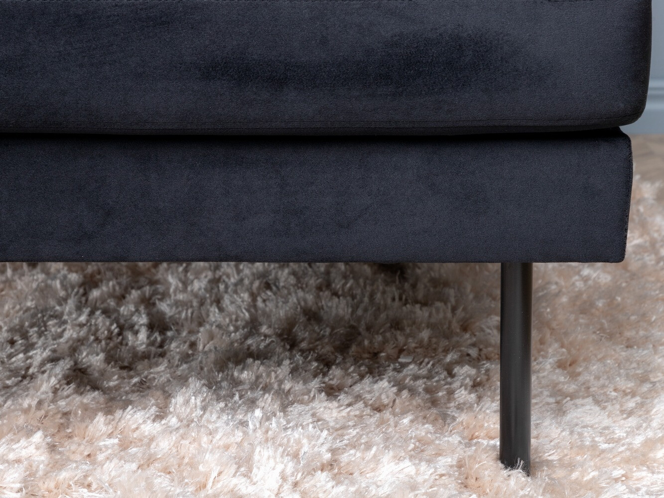 Ъглов диван Fercame 102 (Черен)