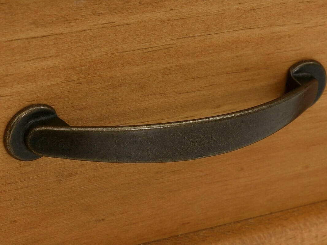 Скрин Tolelio 101 (Сив + Бор)