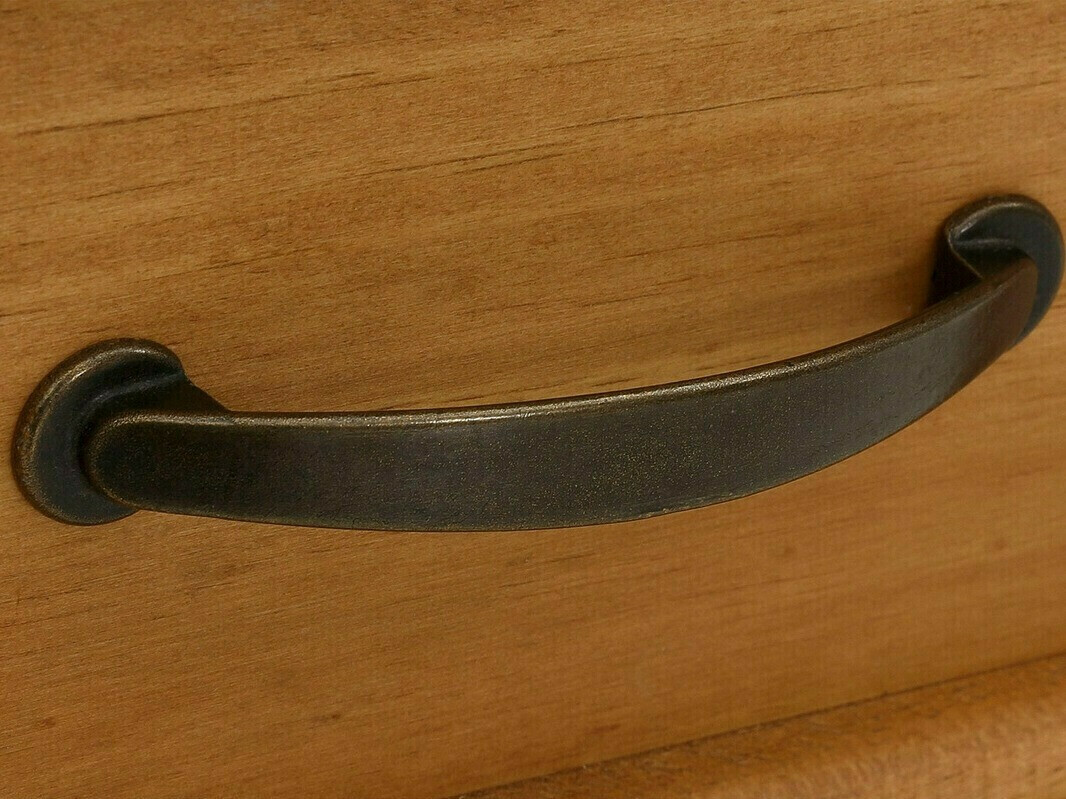 Скрин Tolelio 104 (Бял + Бор)