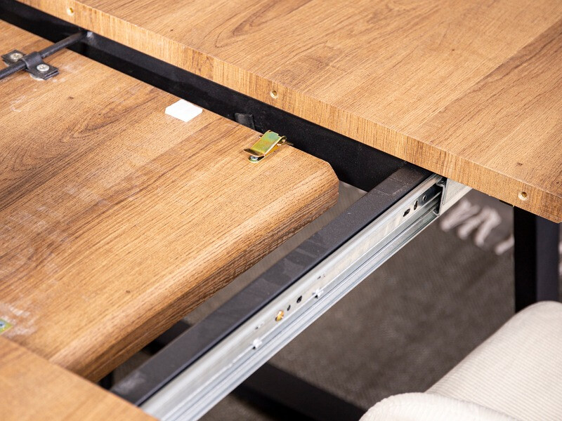 Маса Dallas 172 (Кафяв + Черен)