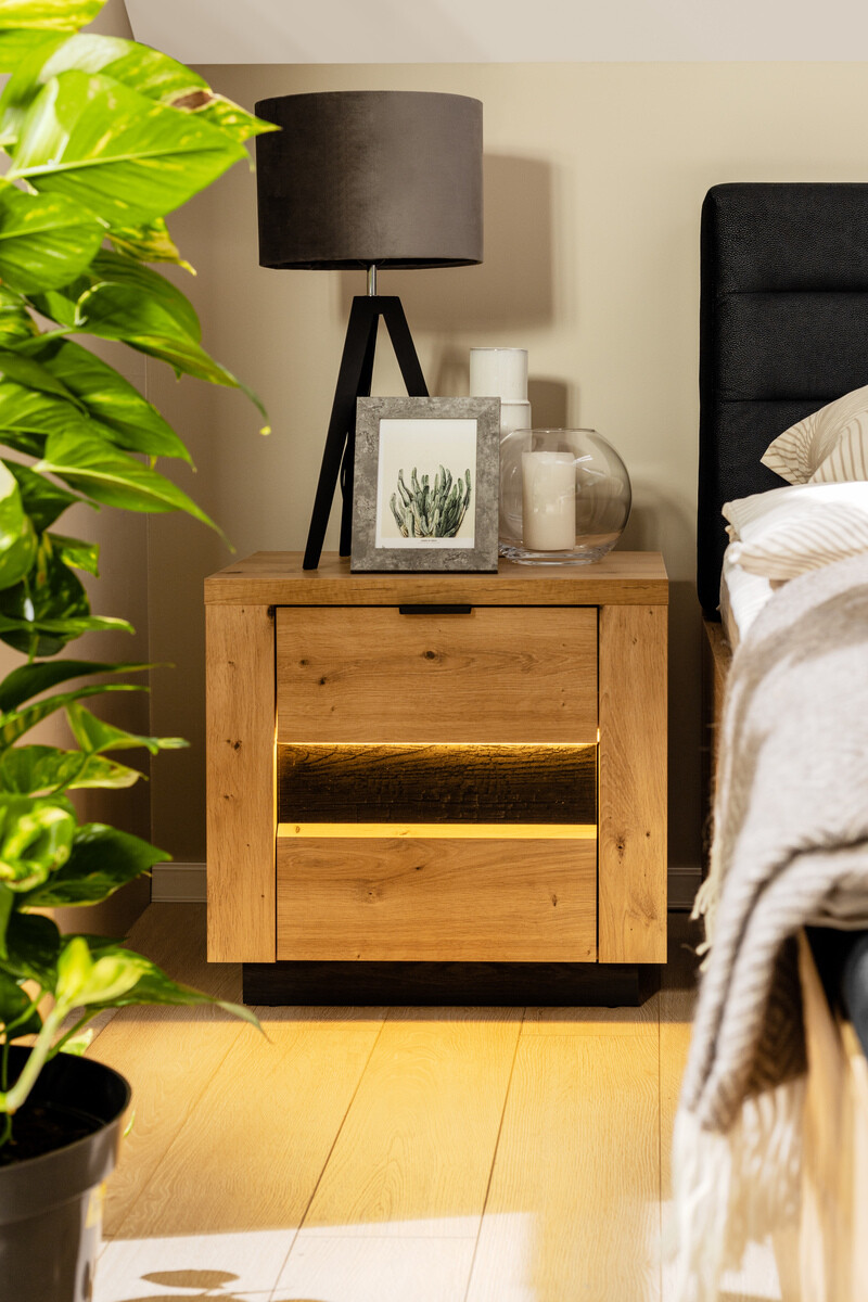 Нощно шкафче Sermeli 109