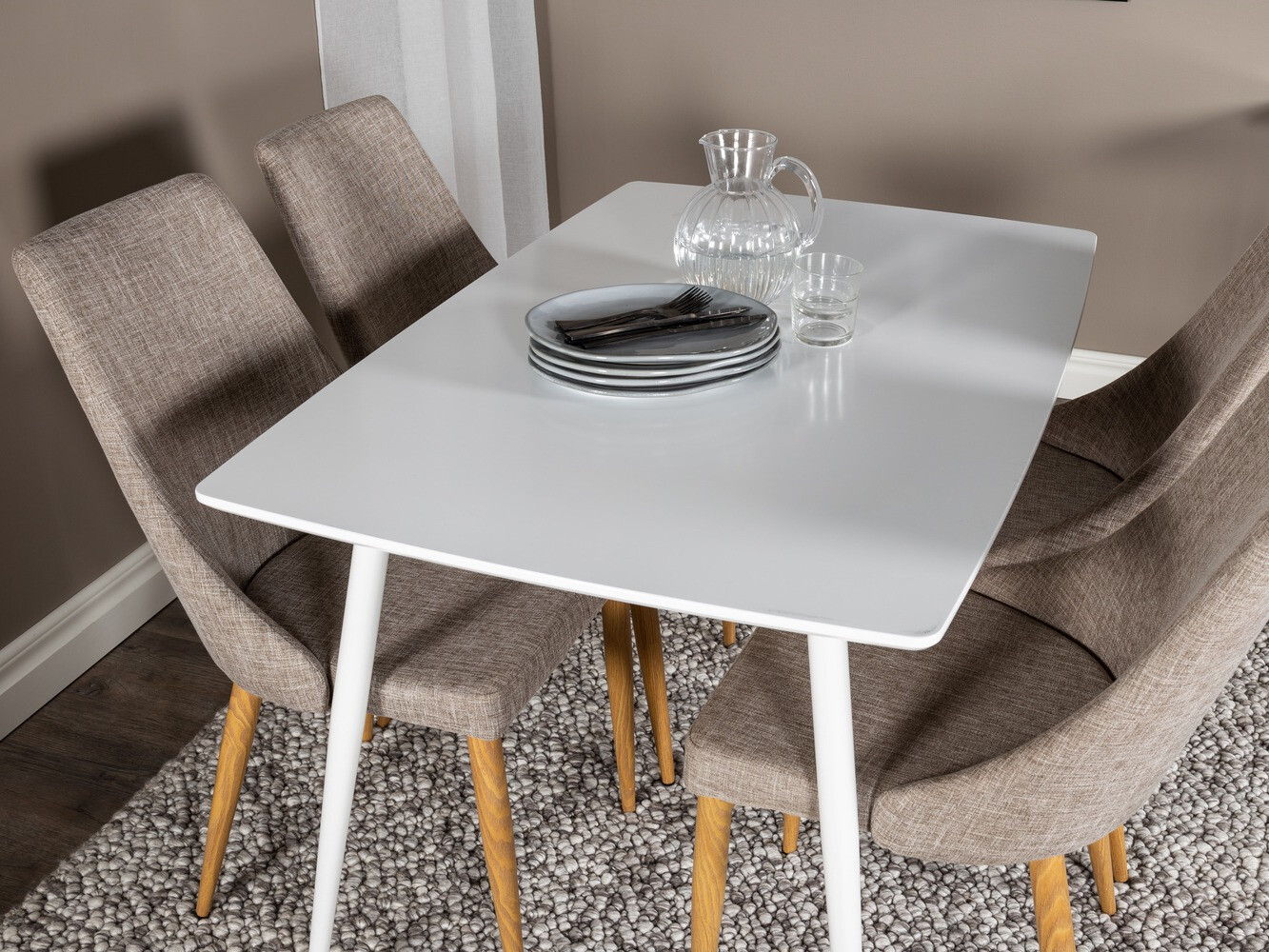 Маса и столове за трапезария Dallas 2025