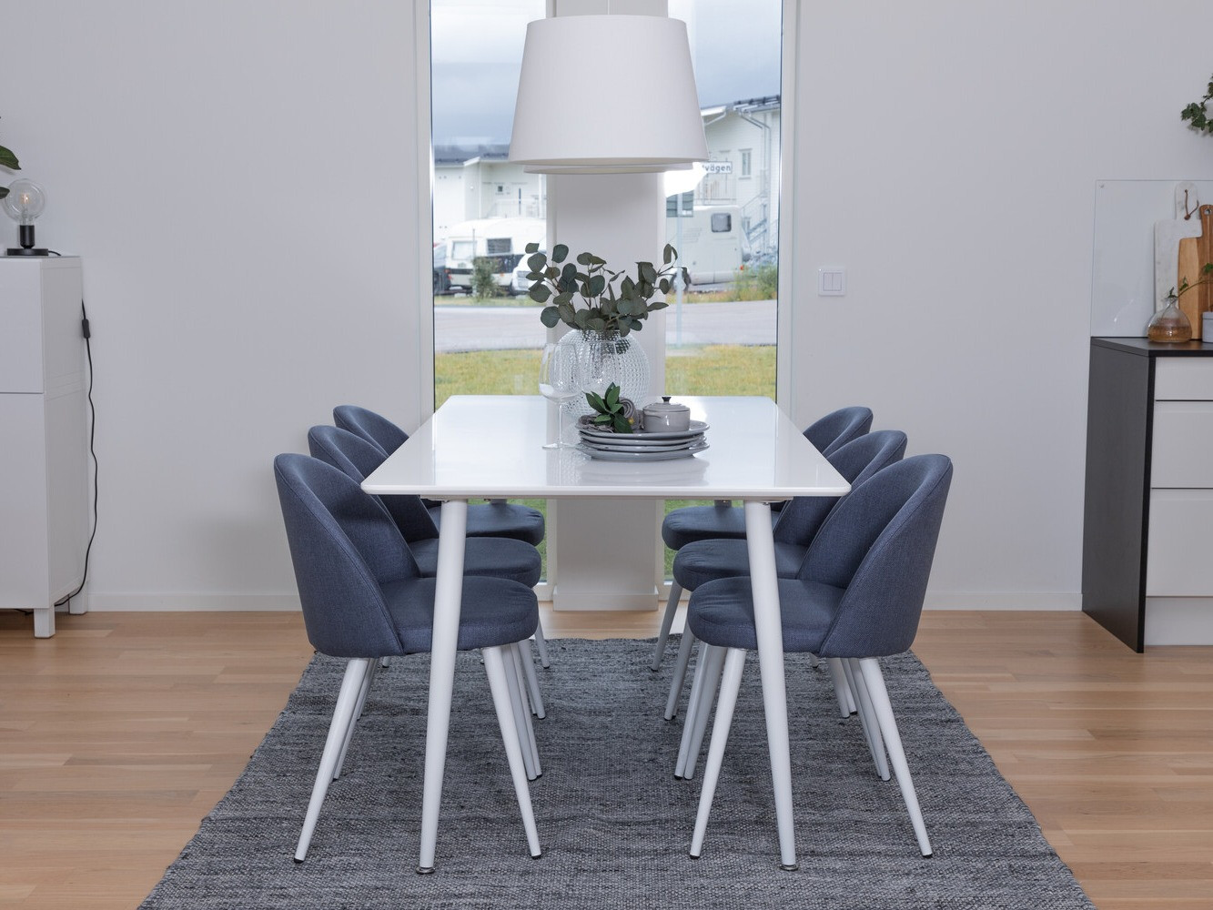 Маса и столове за трапезария Dallas 2460