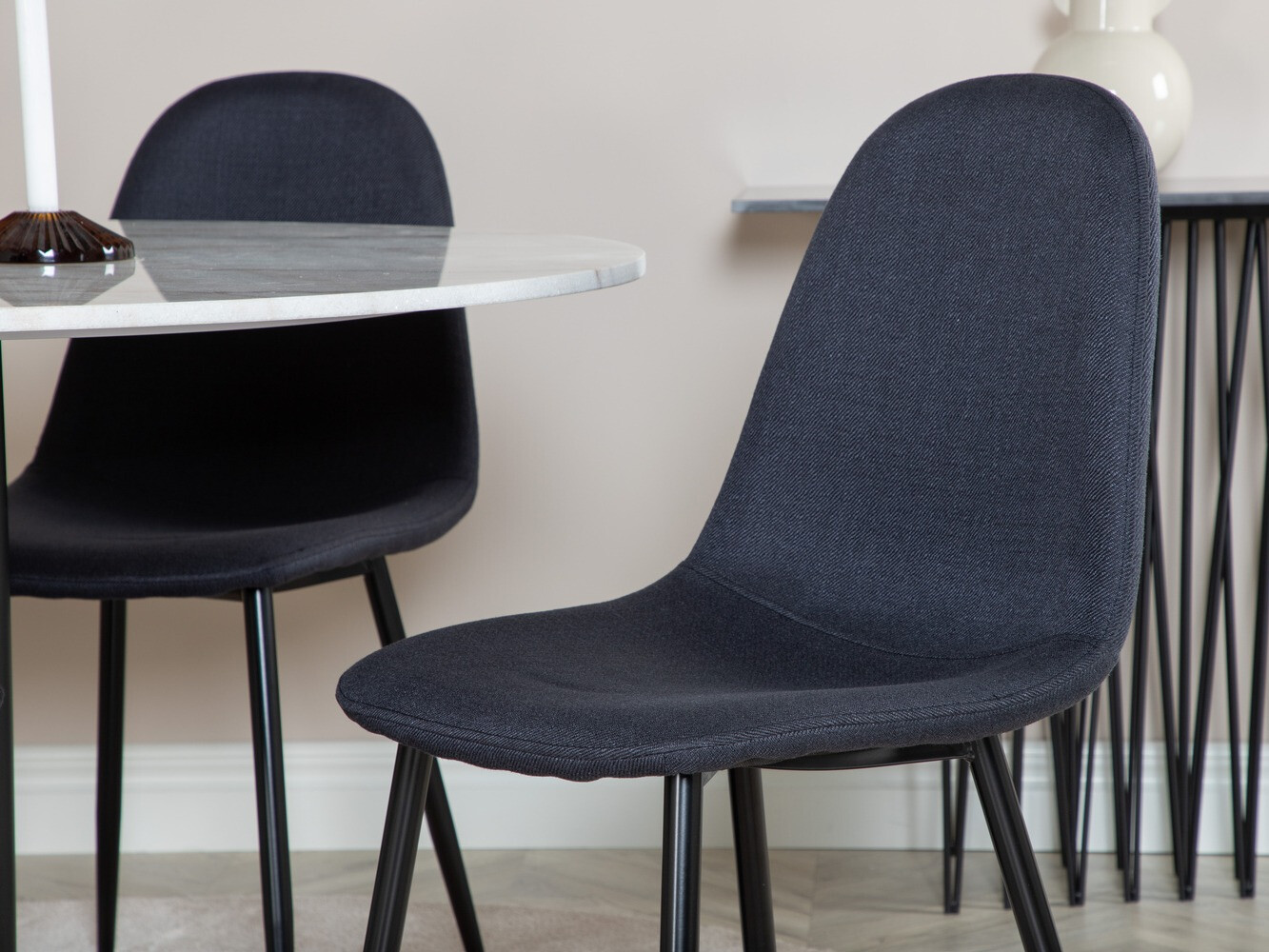 Маса и столове за трапезария Dallas 1613 (Черен)