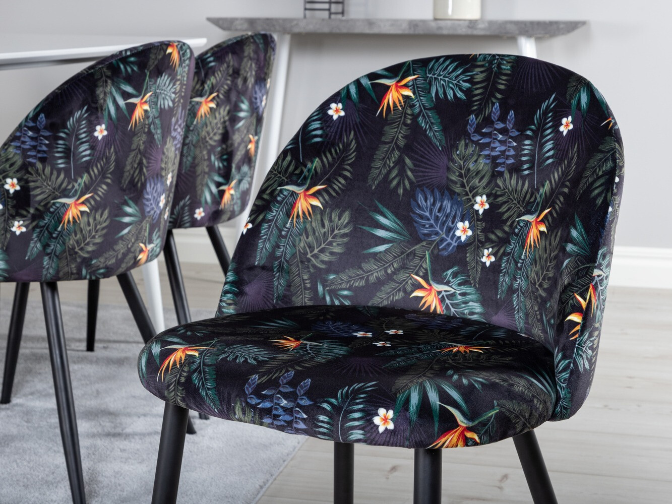 Маса и столове за трапезария Dallas 1624 (Флорален модел)