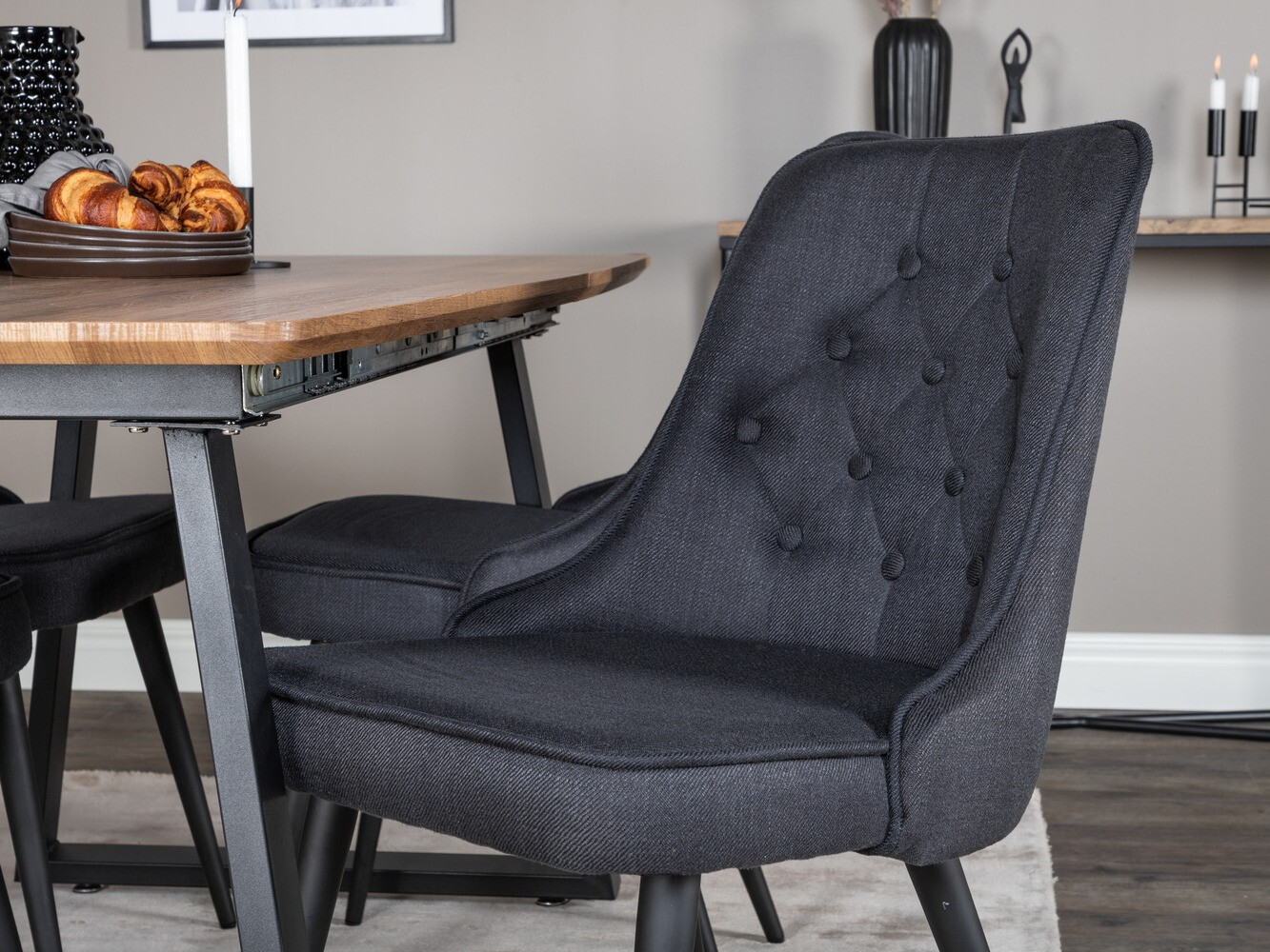 Маса и столове за трапезария Dallas 332 (Черен)