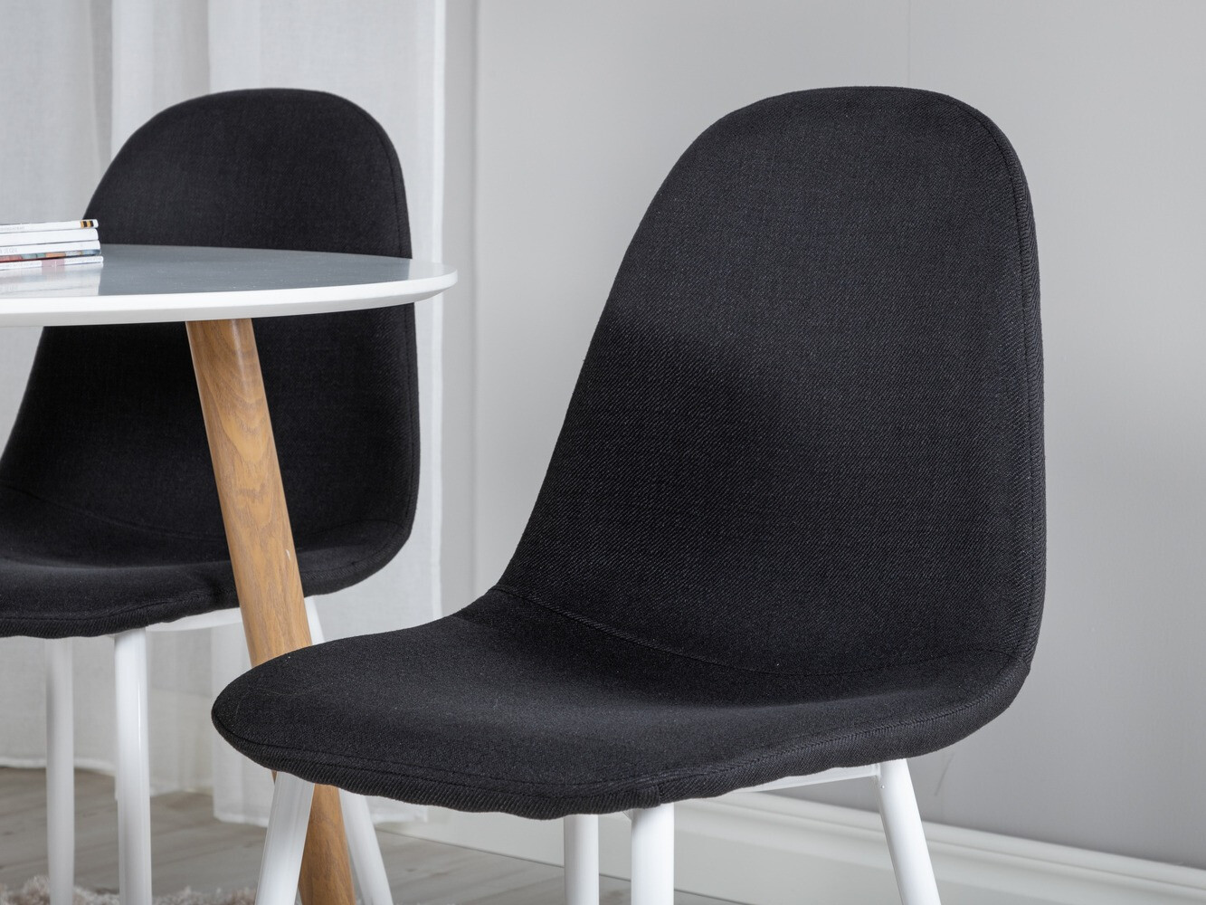 Маса и столове за трапезария Dallas 291 (Черен + Бял)