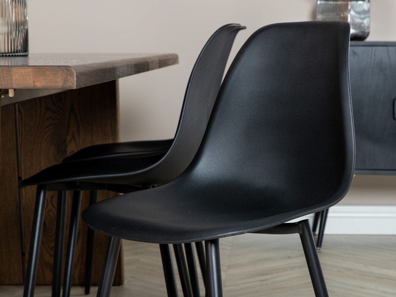 Маса и столове за трапезария Dallas 1842