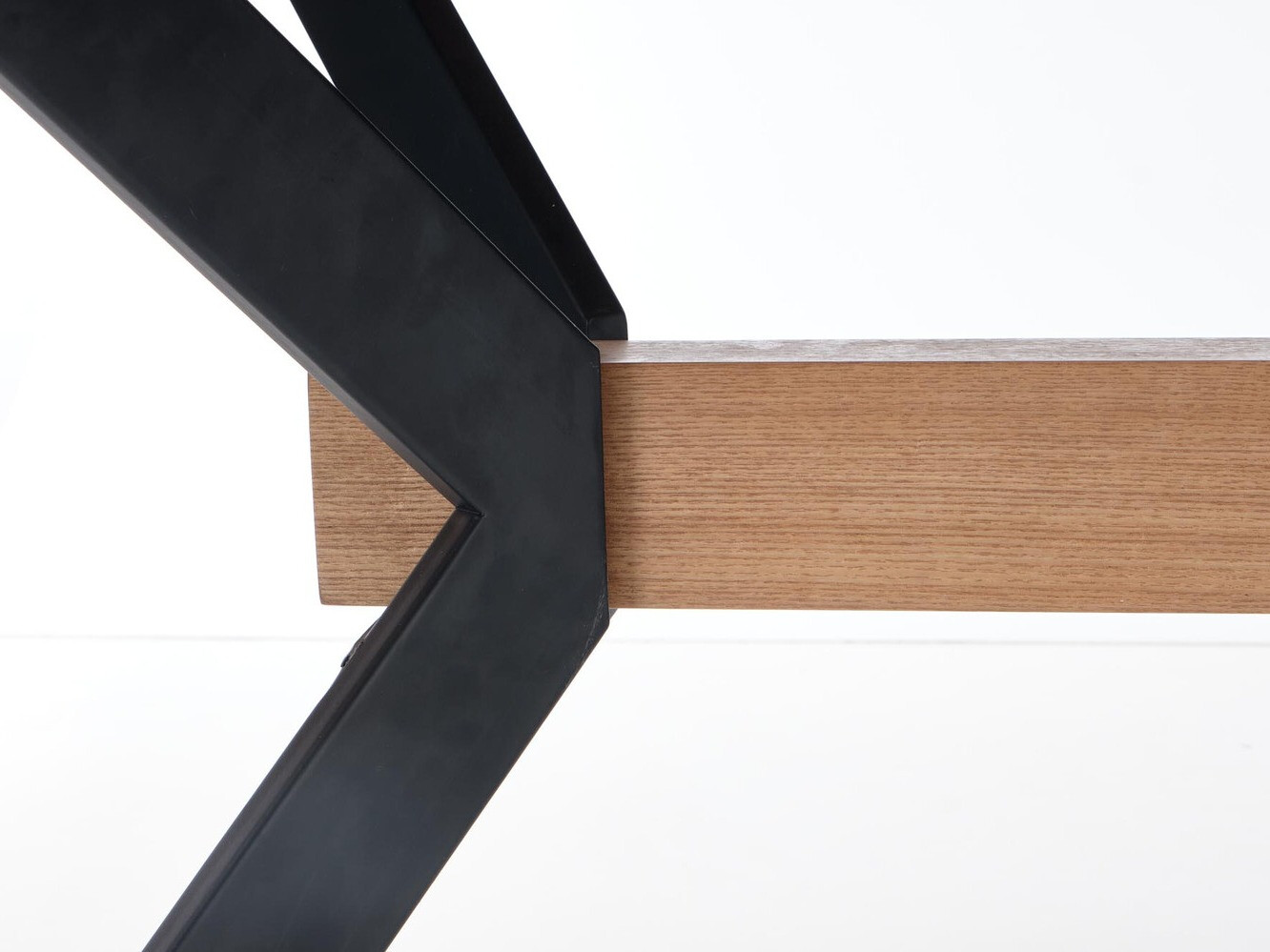 Маса Houston 1351