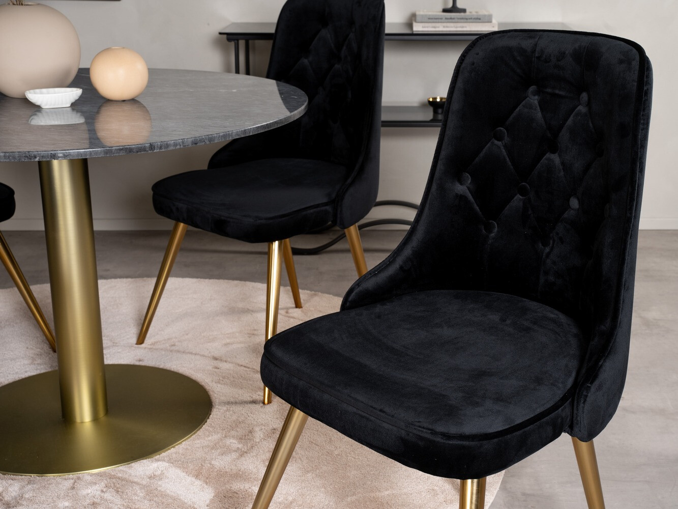 Маса и столове за трапезария Dallas 370 (Черен + Златно)