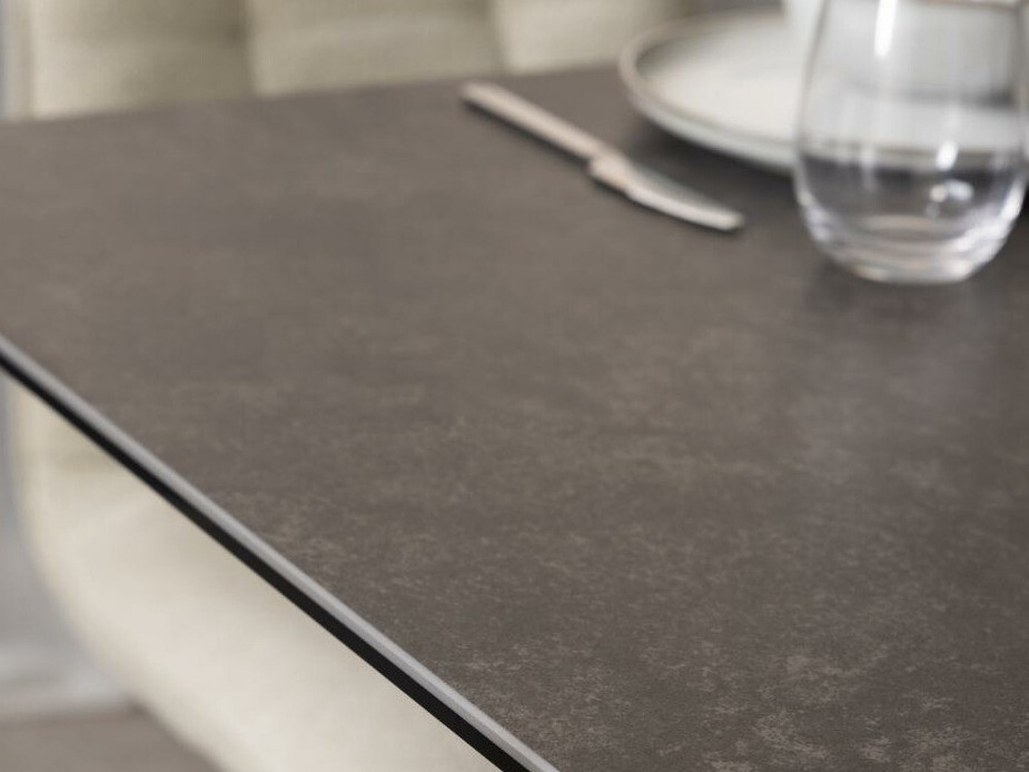 Маса Norsica 685 (Черен)