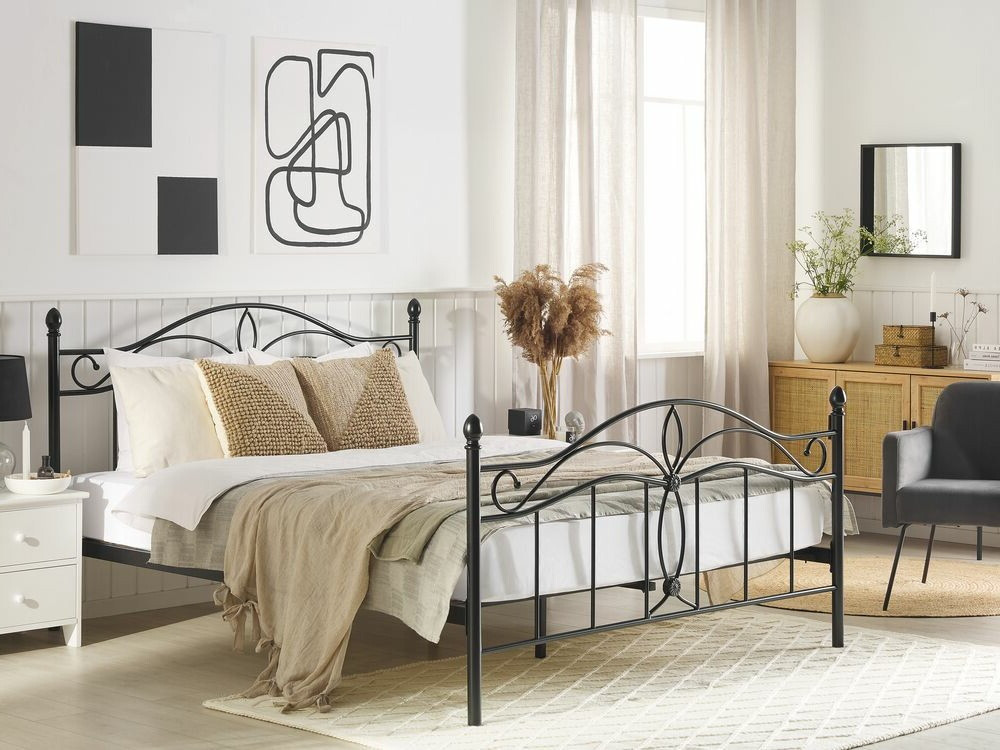 Легло Berwyn 441 (Черен)