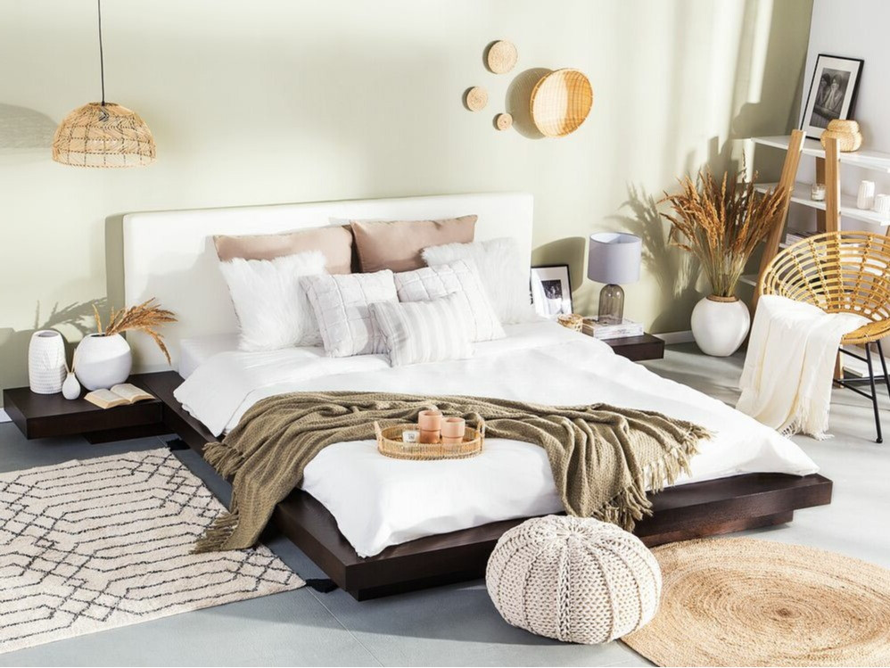 Легло Berwyn 541 (Тъмно дърво) С нощни шкафчета