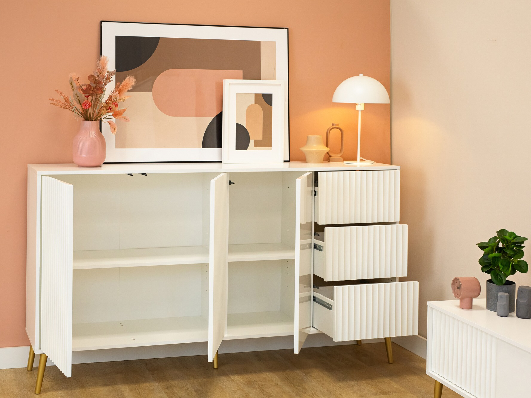 Скрин Cirferi 102 (Бял + Златно)