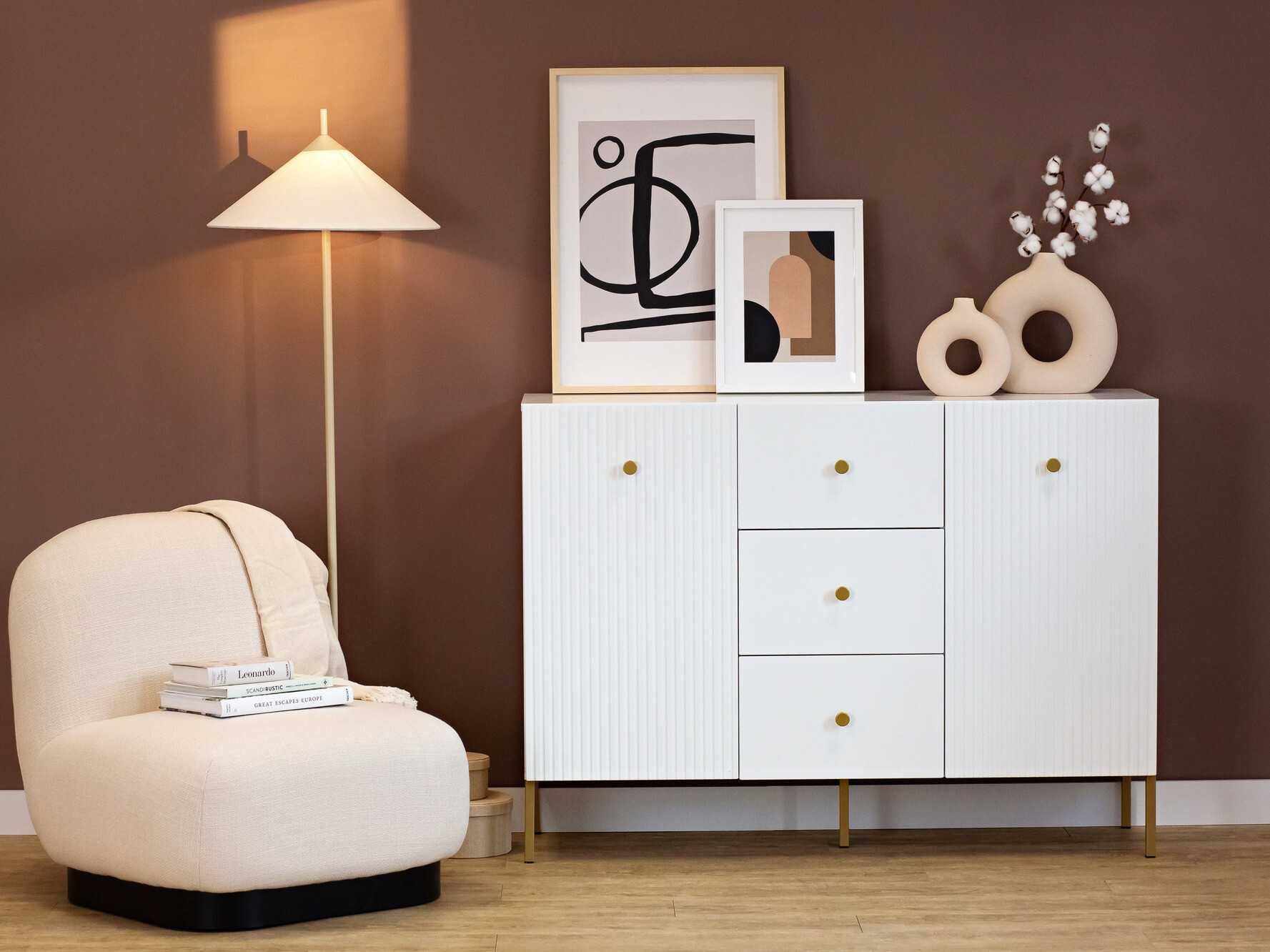 Скрин Etliva 101 (Бял + Златно)