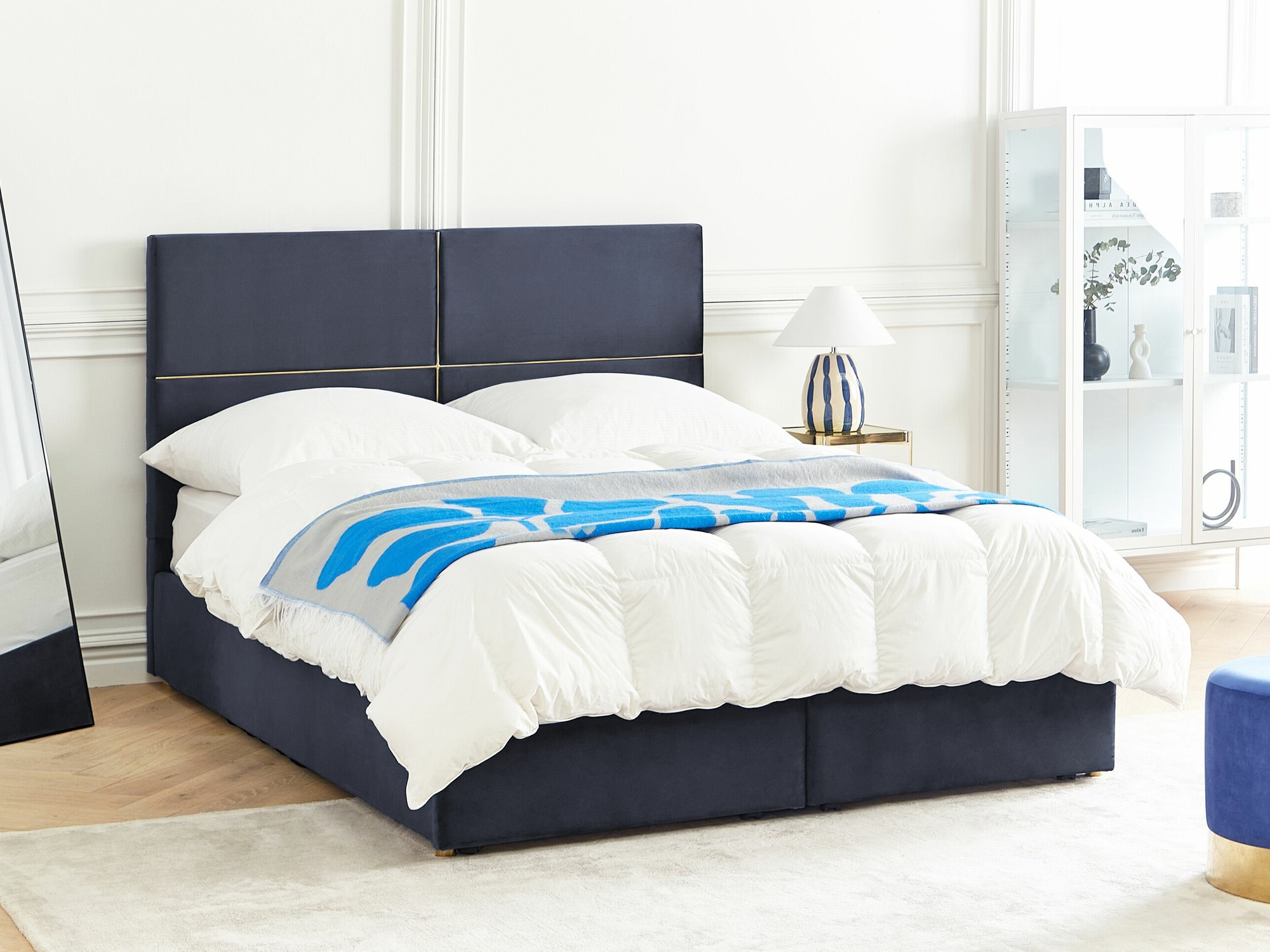 Легло Berwyn 1615 (Черен)