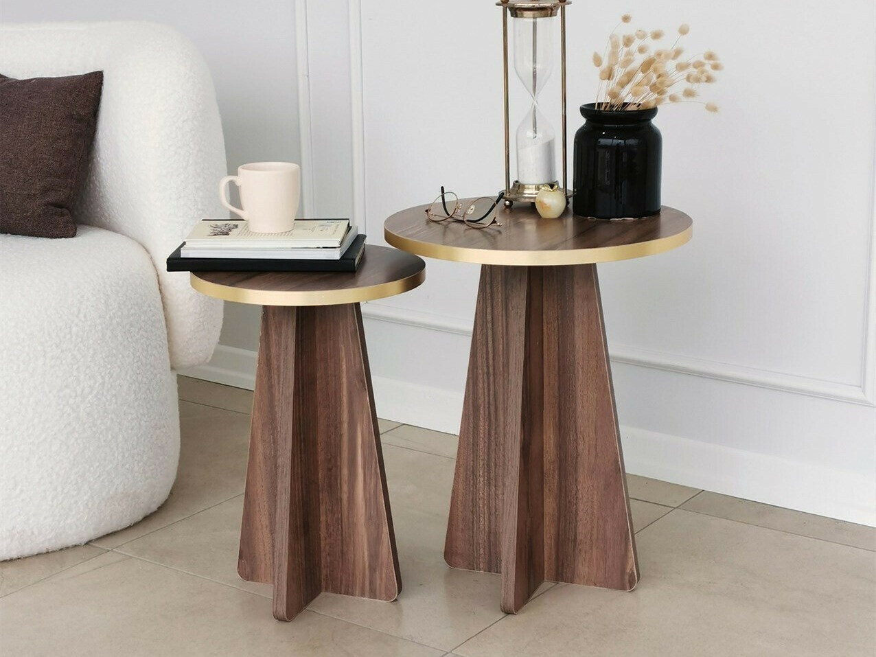 Комплект помощни маси Kailua 1858 (Орех + Златно)