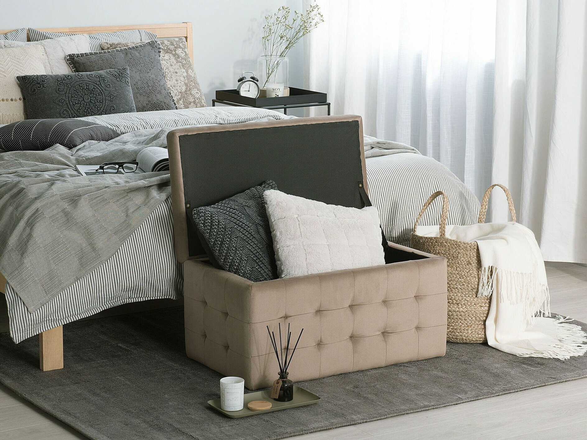 Тапицирана пейка Berwyn 1754 (Светлокафяво)