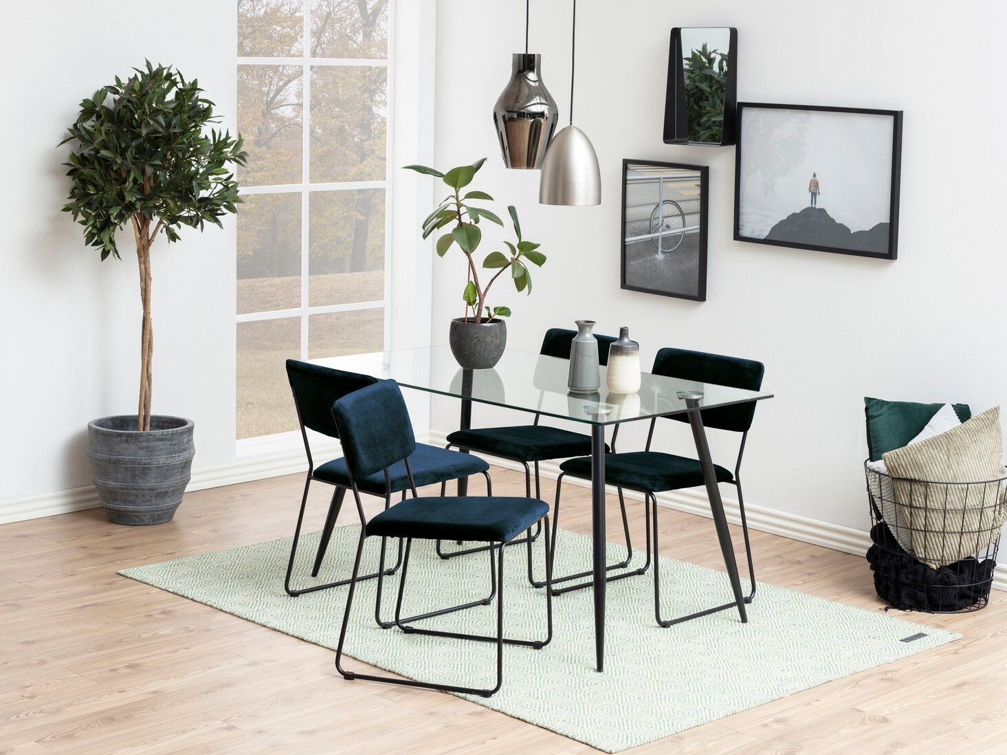 Маса и столове за трапезария Norsica 557 (Тъмно синьо + Черен)