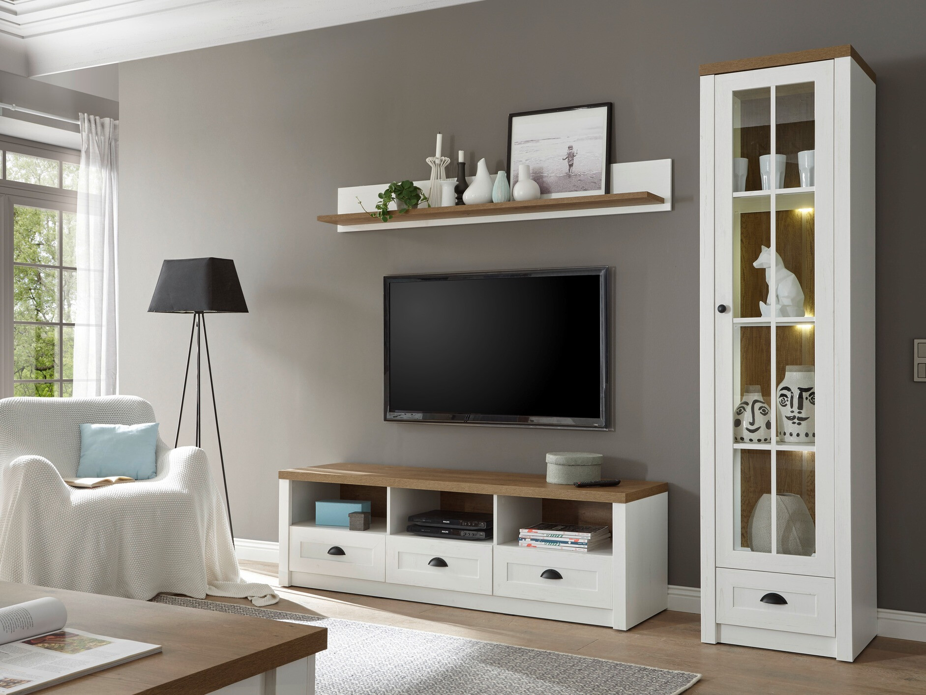 Стенна етажерка Etrdora 110