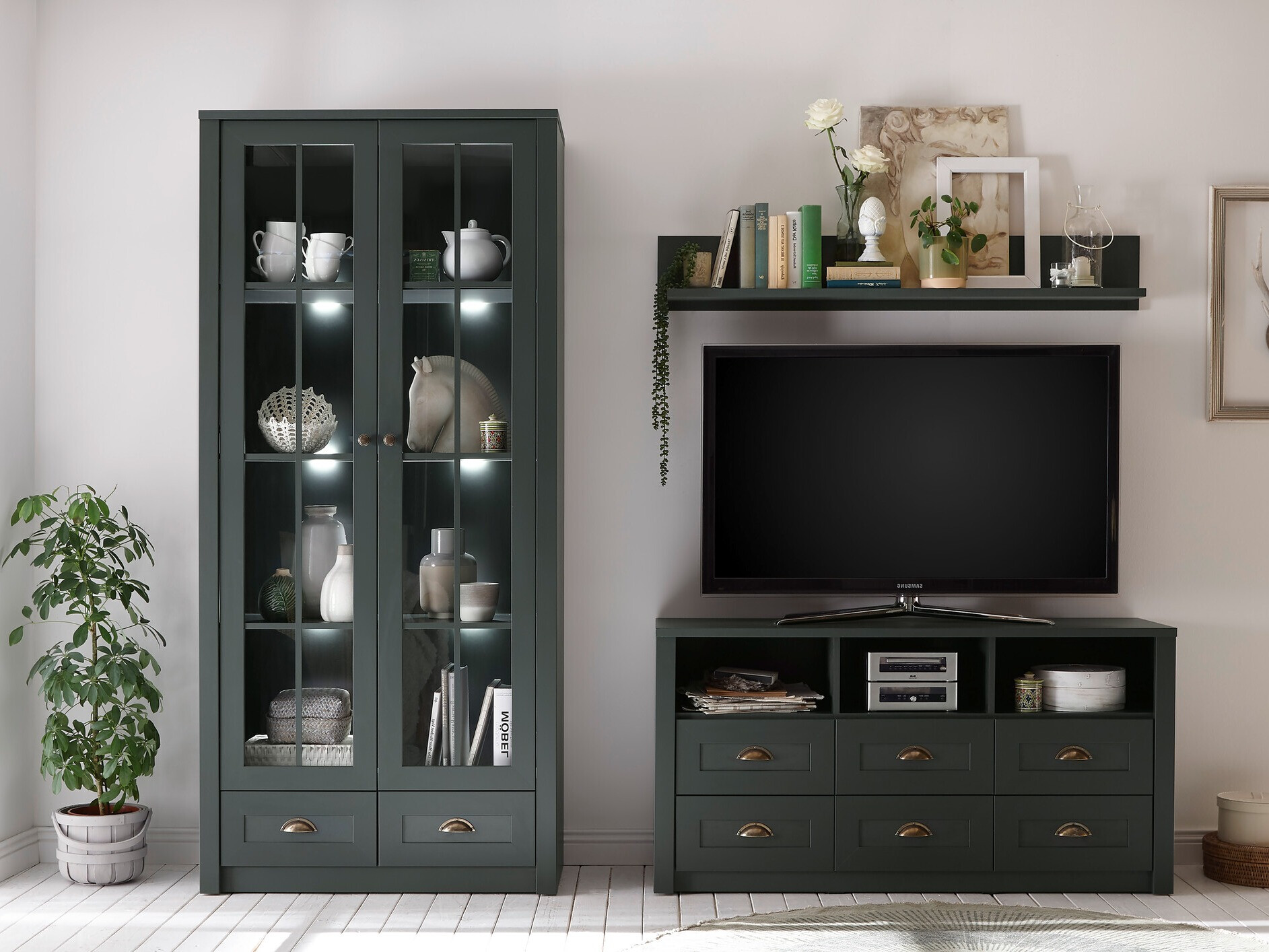 Комплект за хол Evalira 115