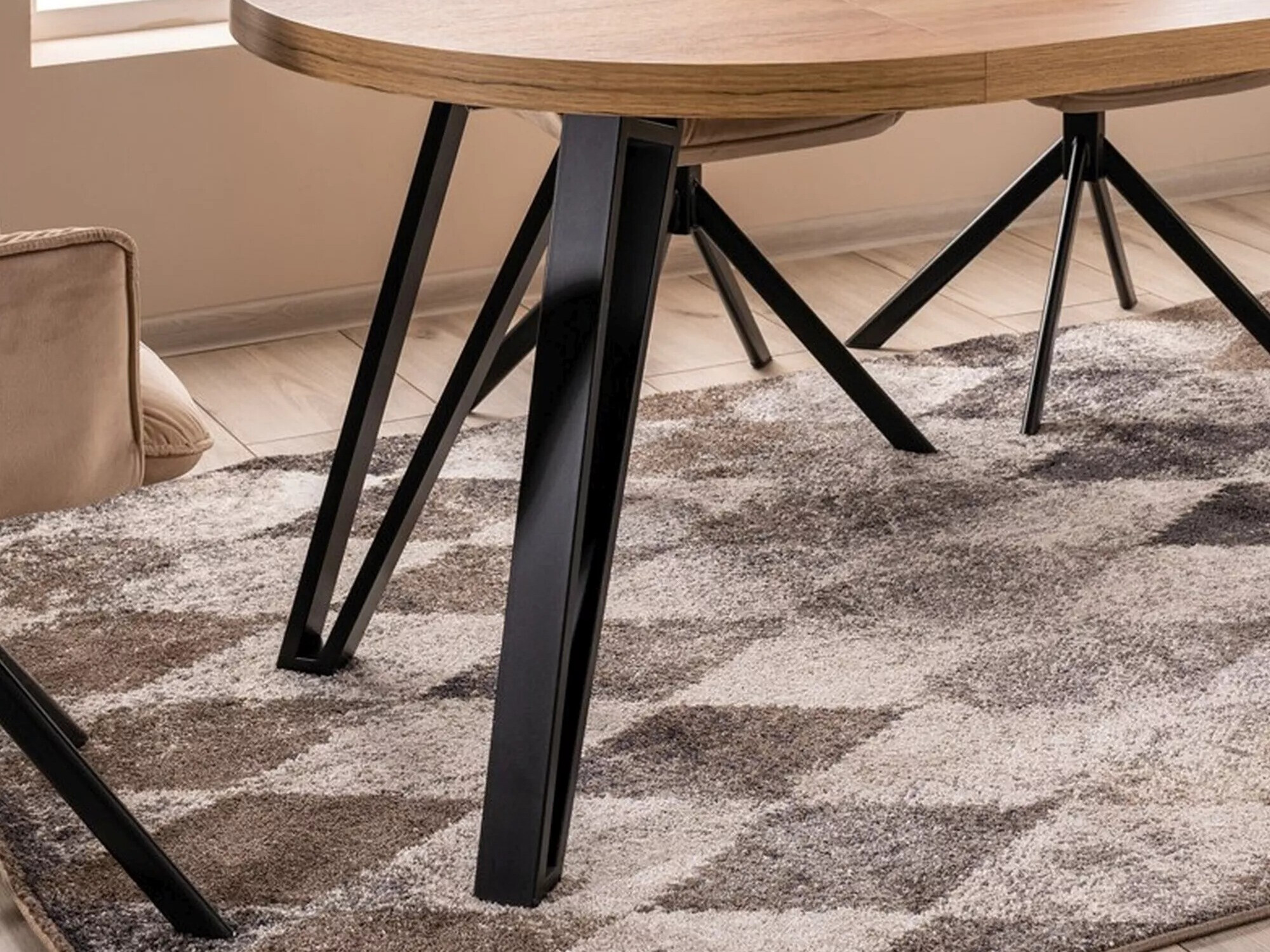 Маса Detroit 128