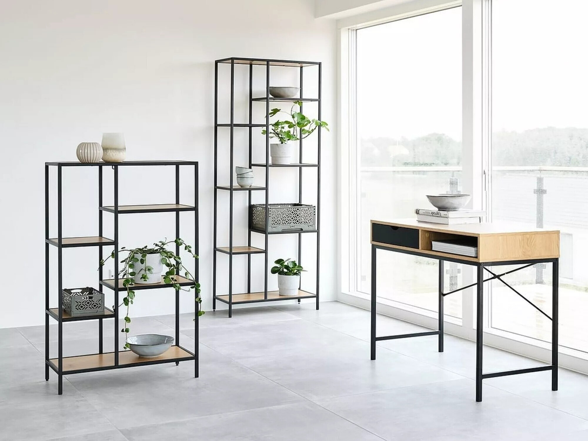 Етажерка Detroit 166 (Черен + Дъб)