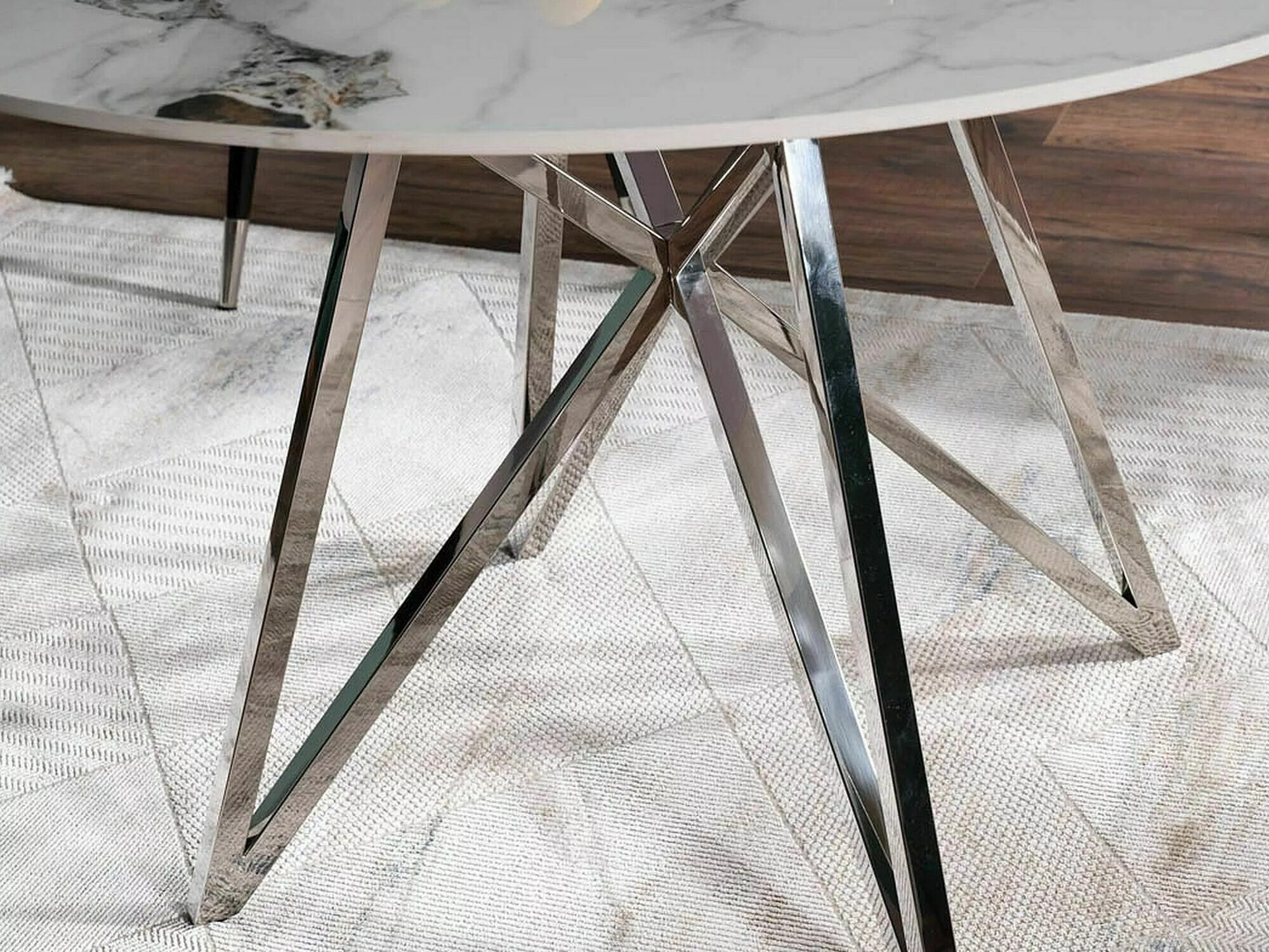 Маса Detroit 341 (Бял мрамор + Сребро)