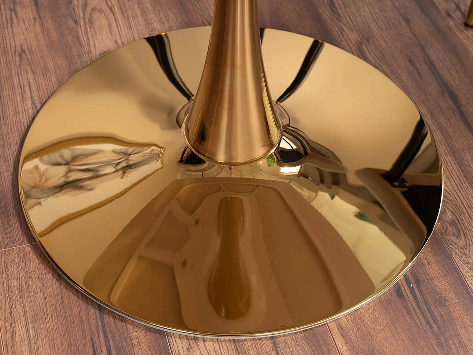 Маса Detroit 378 (Бял мрамор + Златно)