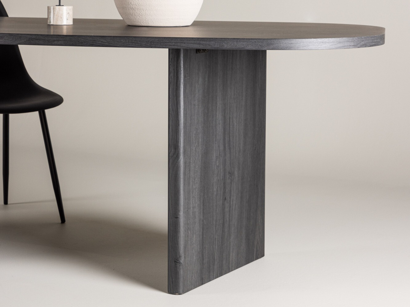 Маса Dallas 4692 (Черен)