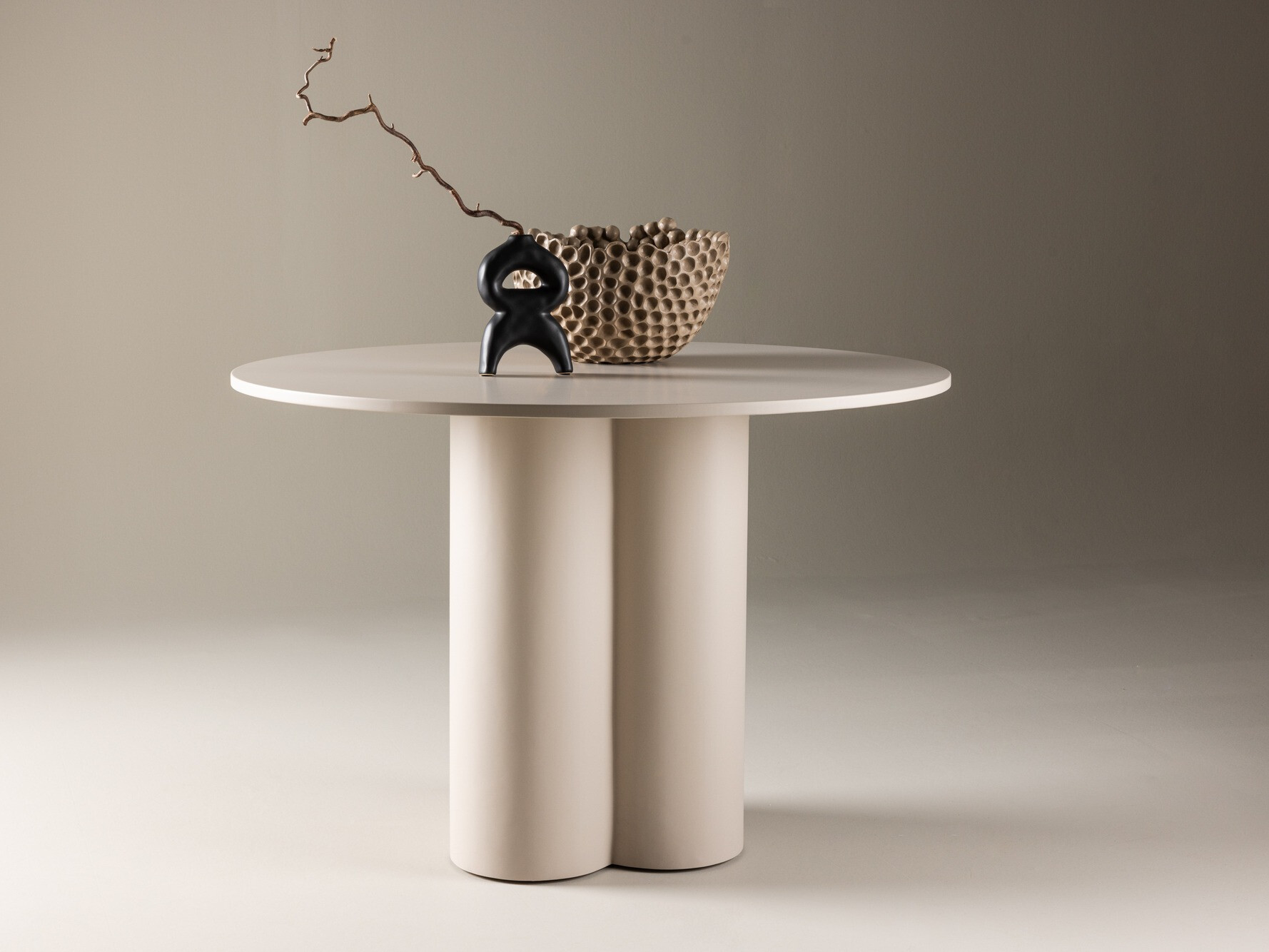 Маса Dallas 4446 (Бежов)