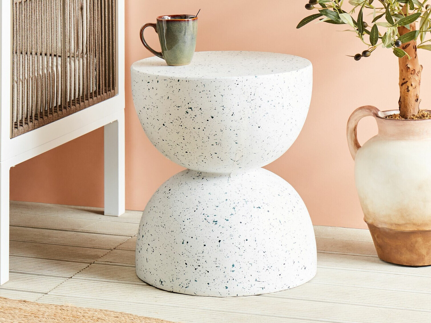 Помощна масичка Berwyn 2143 (Бял + Terazzo)