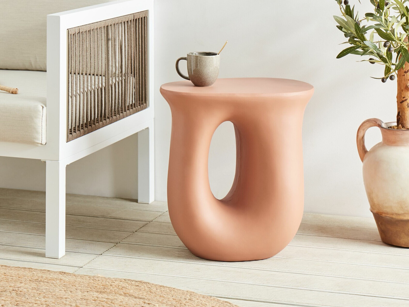 Помощна масичка Berwyn 2161