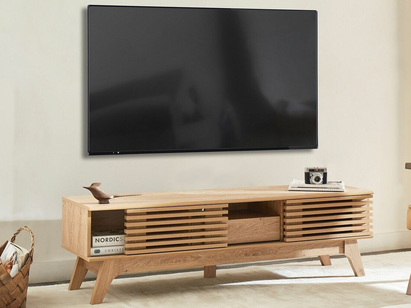 ТВ шкаф Berwyn 133 (Светлокафяво)