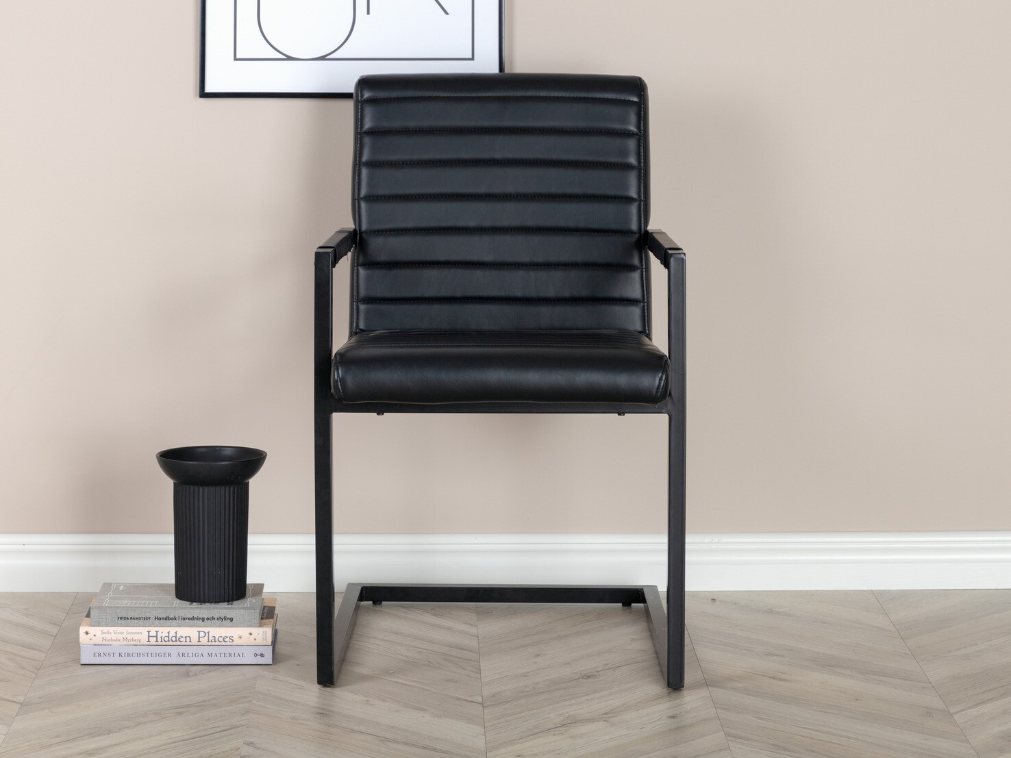 Стол Dallas 248 (Черен)