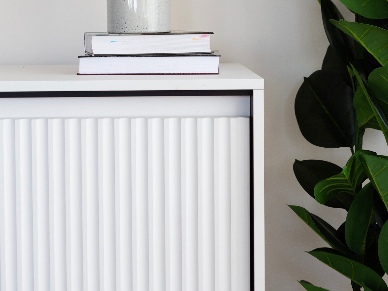 Скрин Fernolu 100 (Бял + Черен)