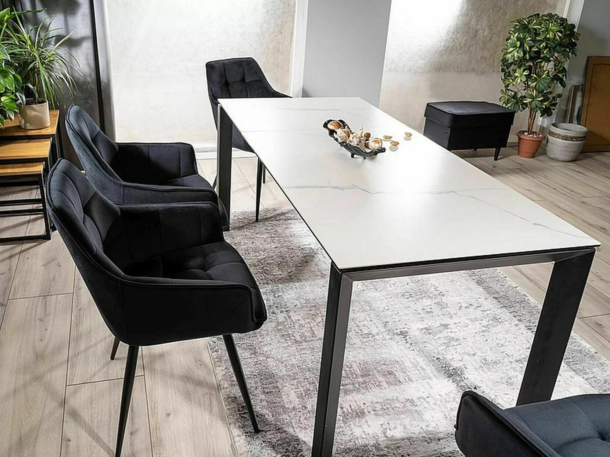 Стол Detroit 567 (Черен)