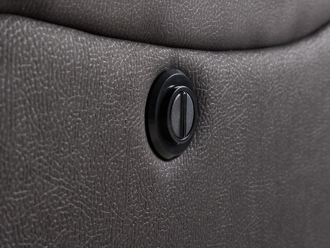 Диван реклайнър Dallas 4511