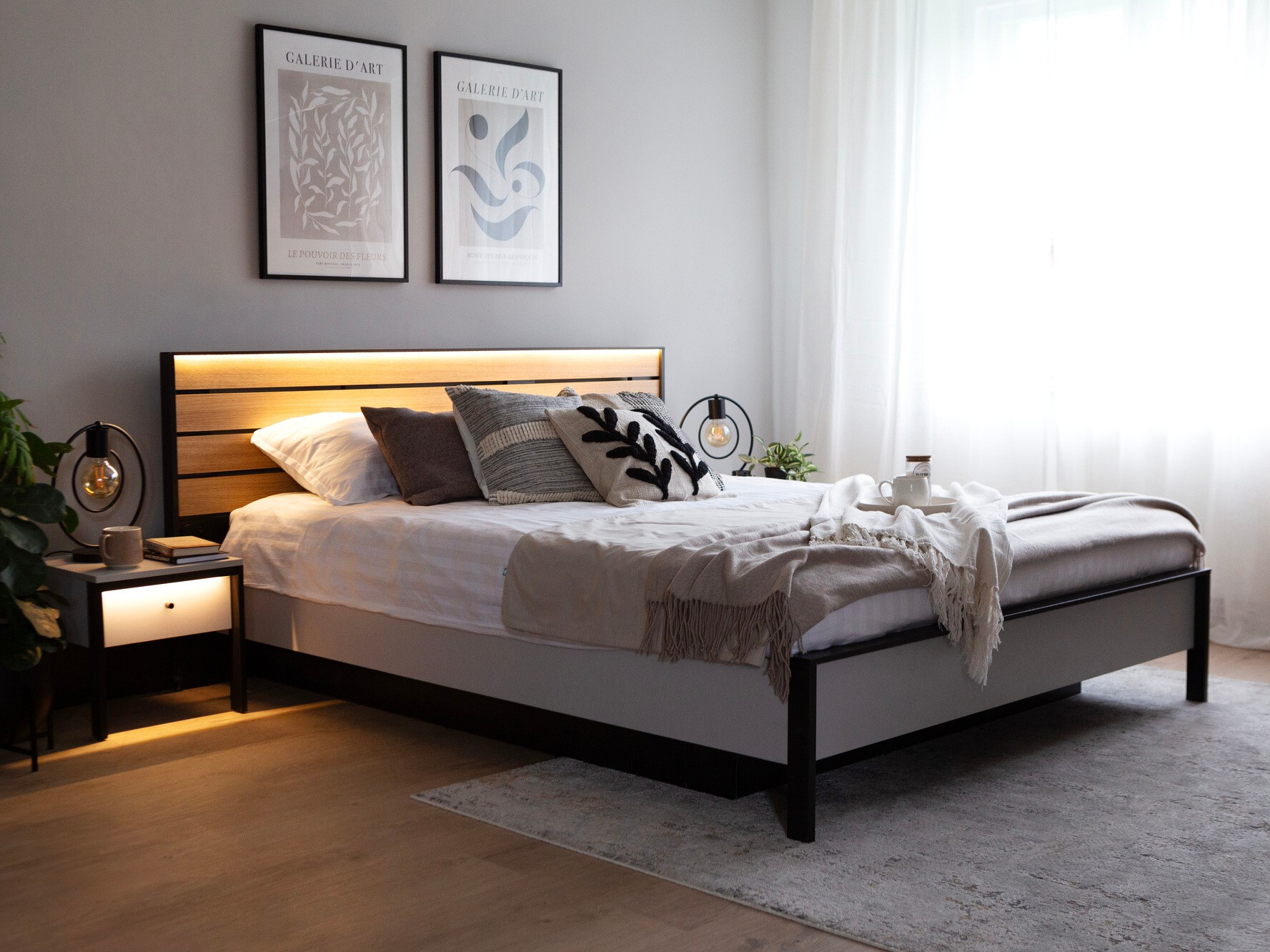 Легло Almela 107