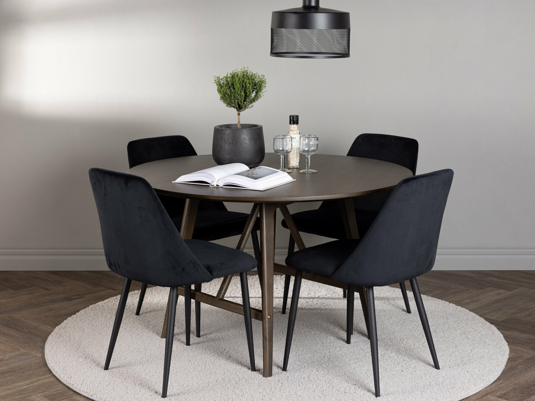 Маса и столове за трапезария Dallas 4586