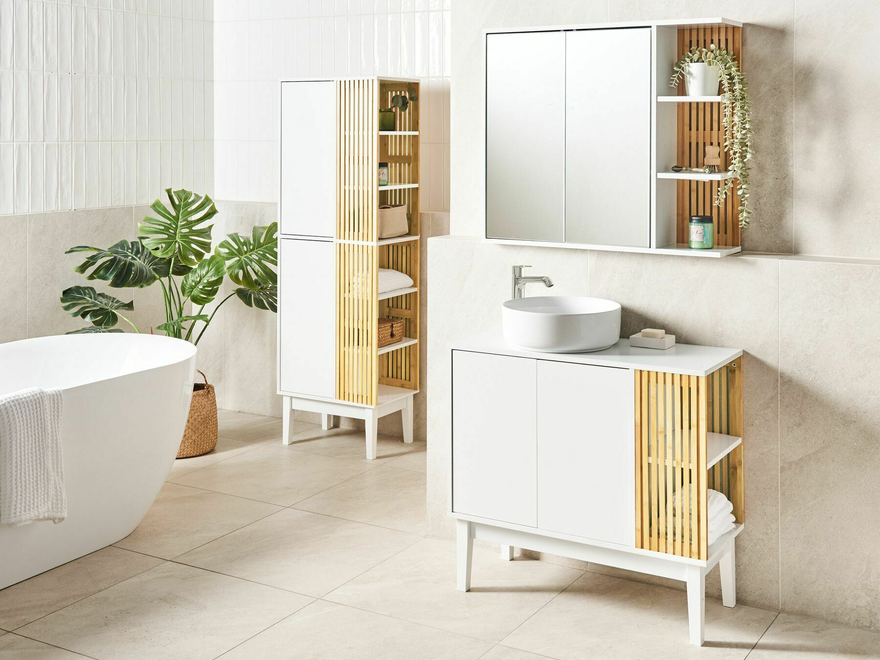 Шкаф за баня с огледало Berwyn 2343