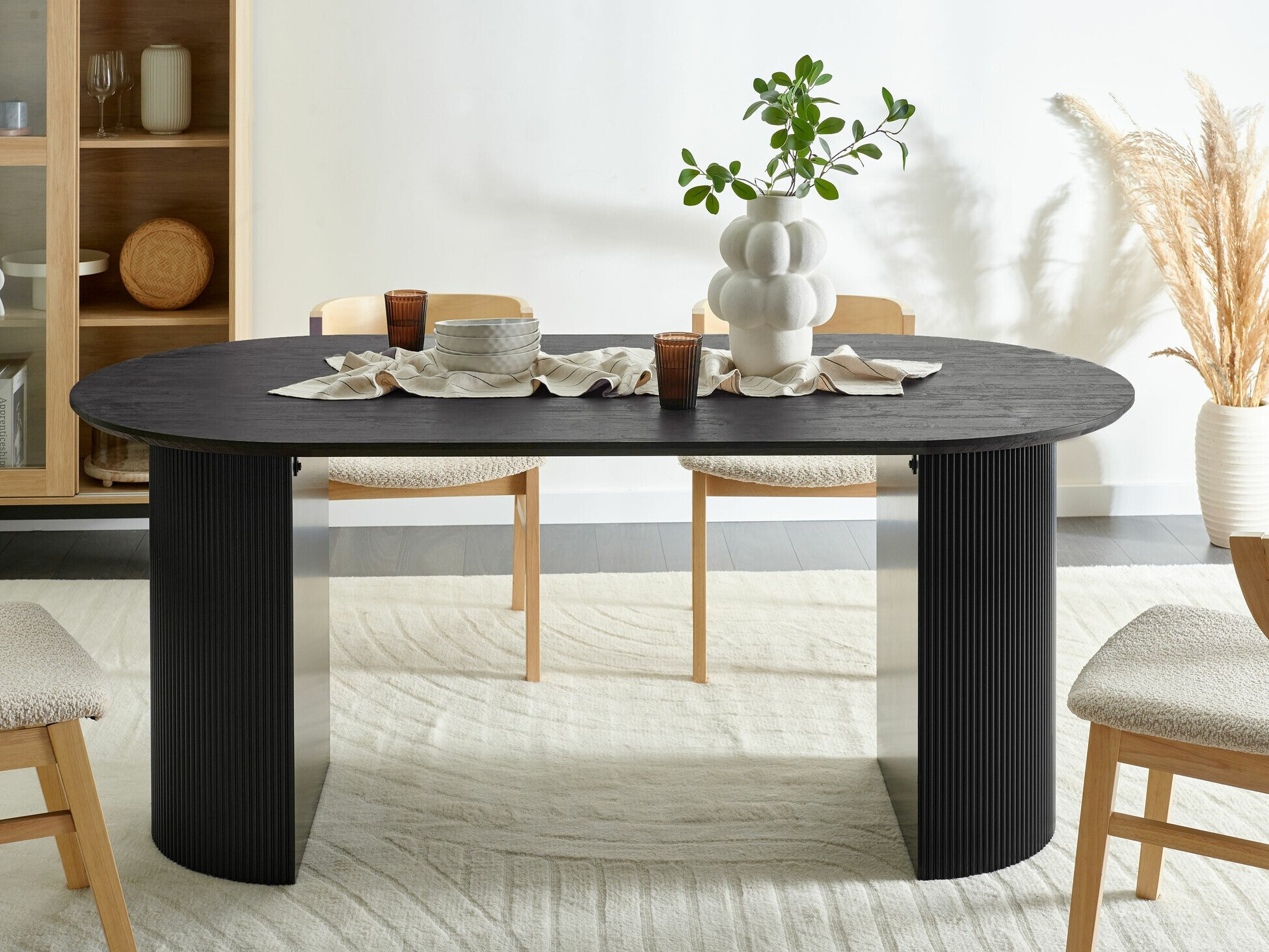 Маса Berwyn 2361 (Черен)