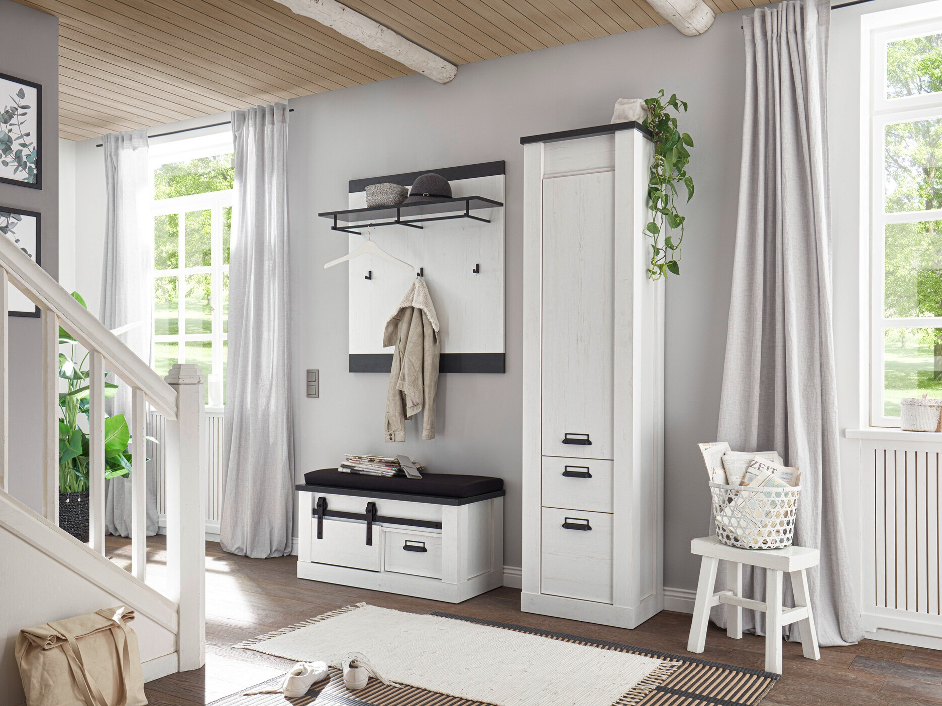 Комплект за антре Cirtale 130 (Избелен бор + Антрацит)